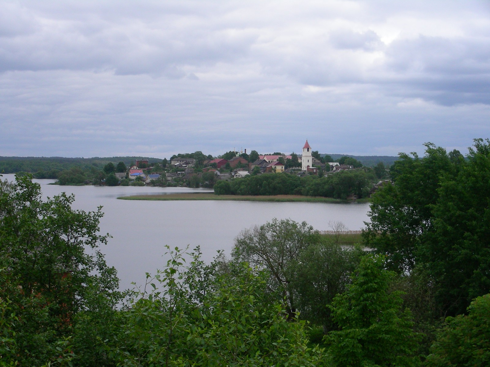 С горы хорошо виден город, фото Татьяна Ковальчук