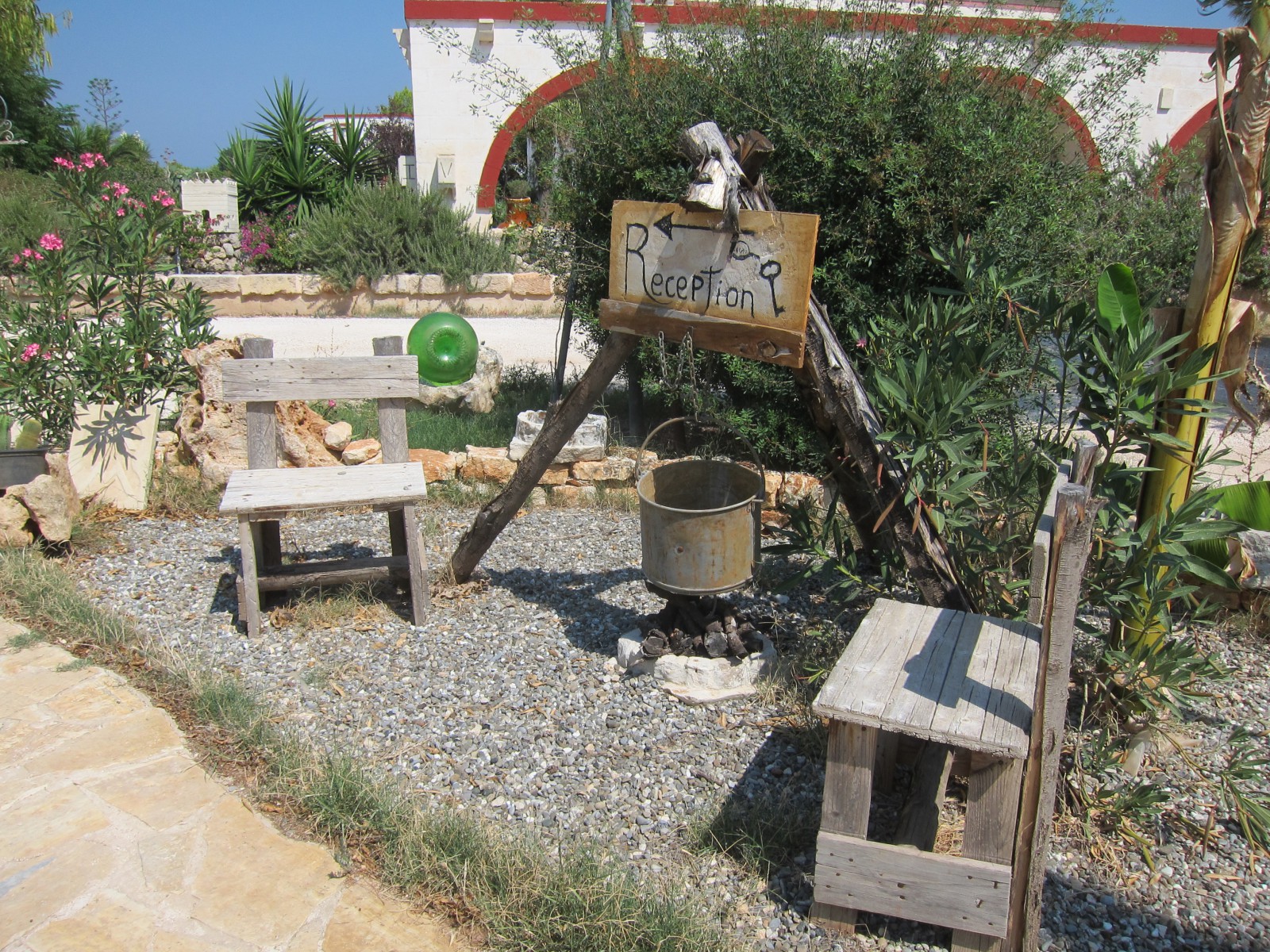 Театр начинается с вешалки, а отель - с ресепшна. фото Алексеев Олег