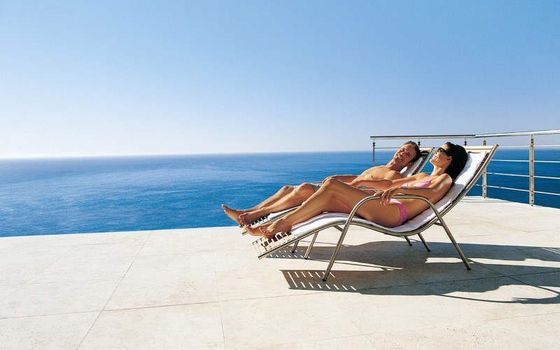 Лето 2010 - секреты красивого загара