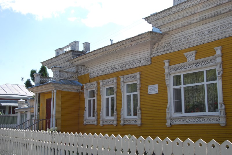 «Деревянные кружева» в убранстве домов