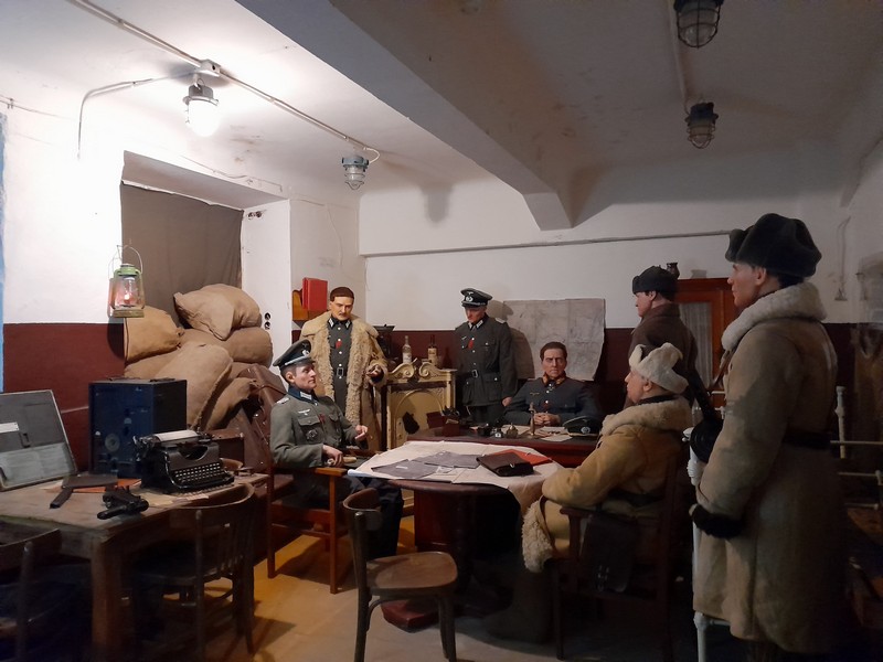 ...где Пауэльс сдал оружие, © Сатармина С.