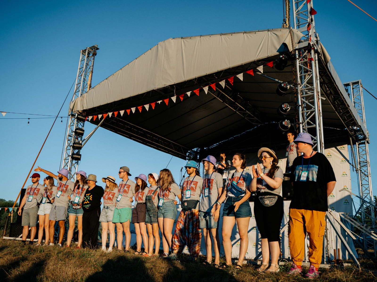 Фестиваль авторской песни и семейного отдыха «Макушка лета»