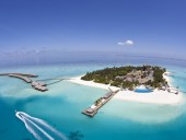 Апрельские развлечения в Velassaru Maldives